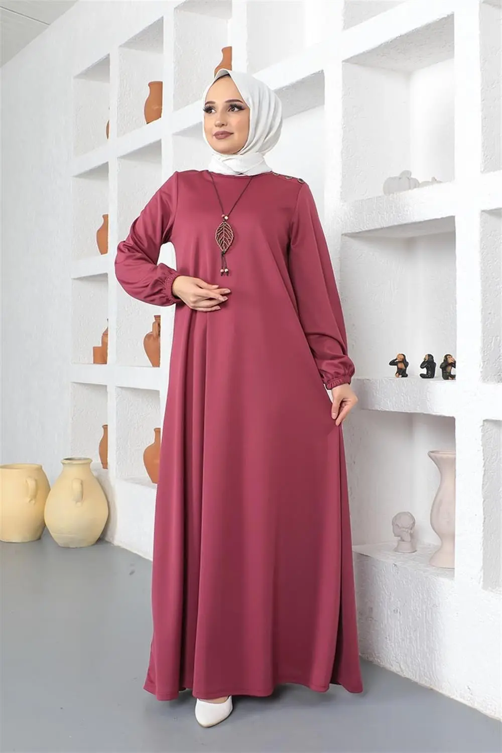Necklace Crew Neck Hijab Dress-detail