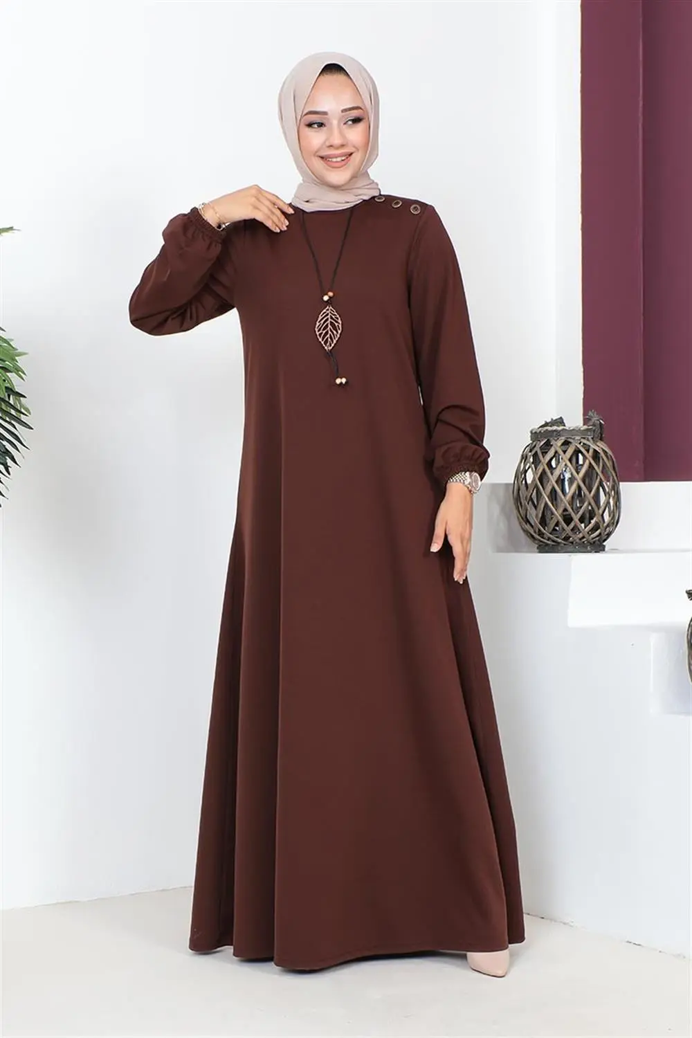 Necklace Crew Neck Hijab Dress-detail