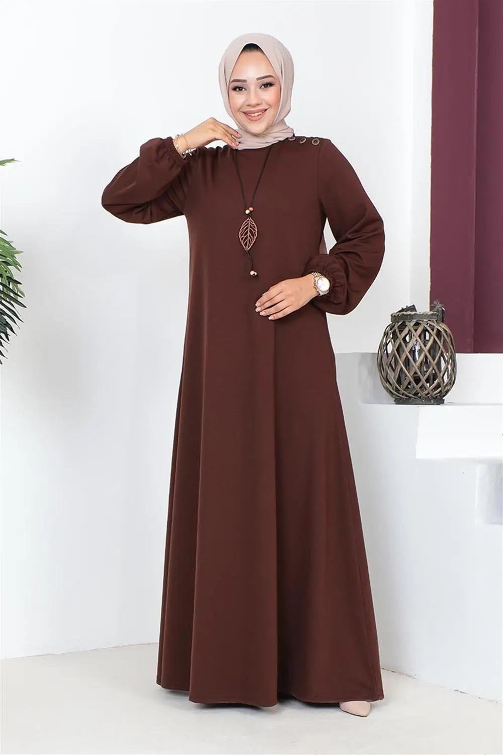 Necklace Crew Neck Hijab Dress-detail