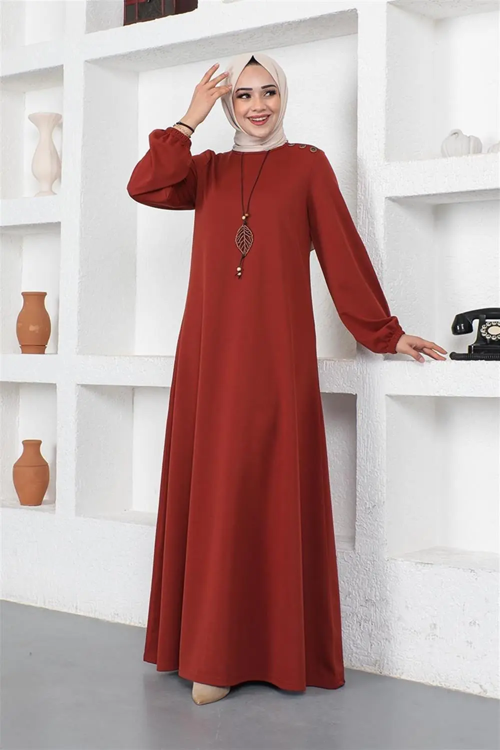 Kolyeli Bisiklet Yaka Tesettür Elbise-detail