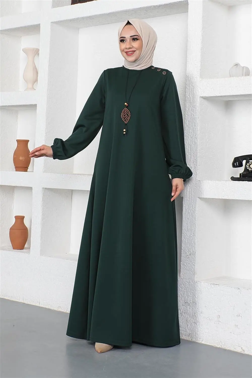 Kolyeli Bisiklet Yaka Tesettür Elbise-detail