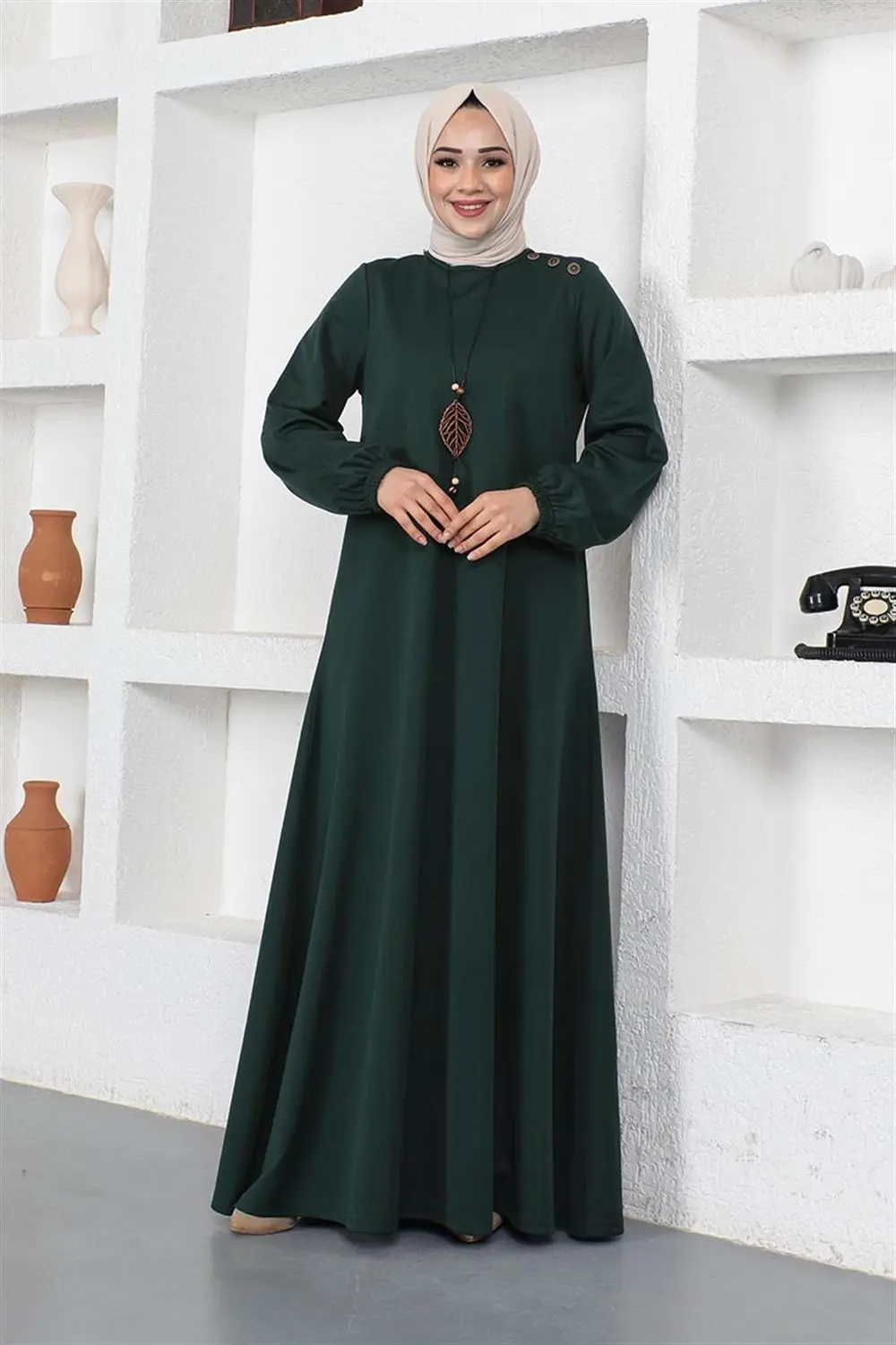 Kolyeli Bisiklet Yaka Tesettür Elbise-detail