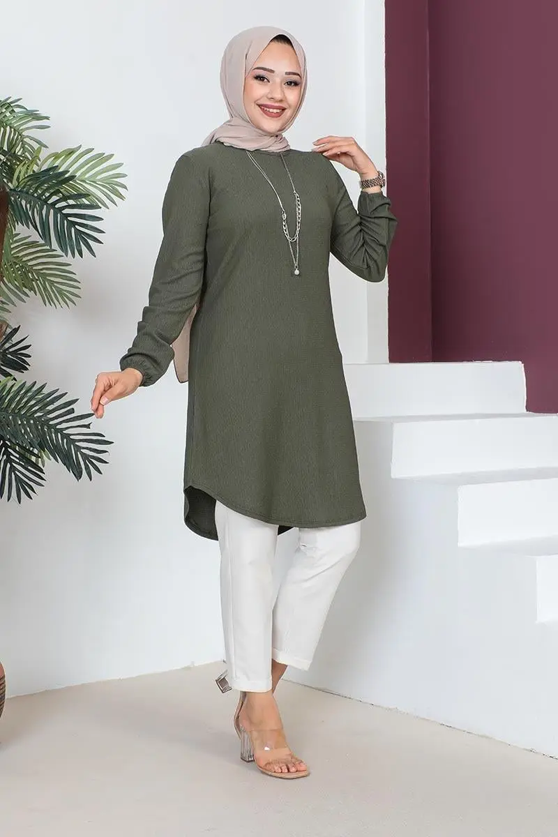 Crepe Tunic With Necklace-detail