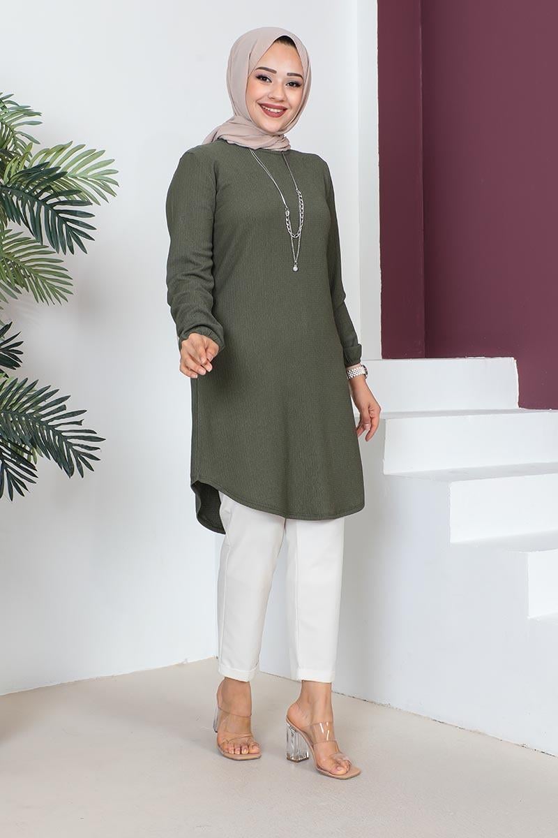 Crepe Tunic With Necklace