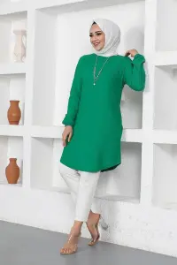 Crepe Tunic With Necklace
