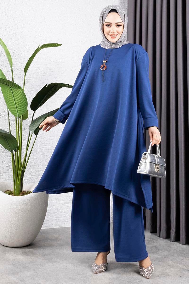 Kolyeli Yırtmaç Detaylı Takım Indigo