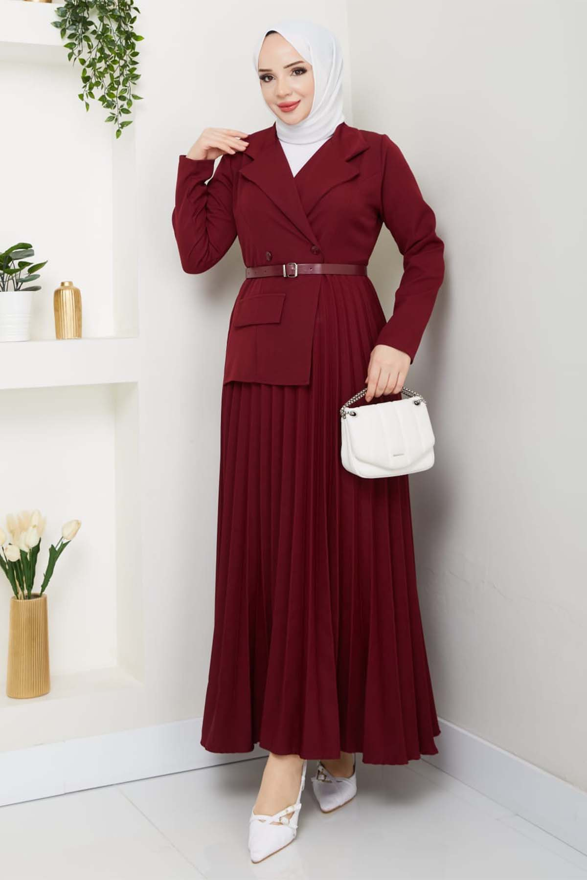 Kruvaze Yaka Piliseli Elbise