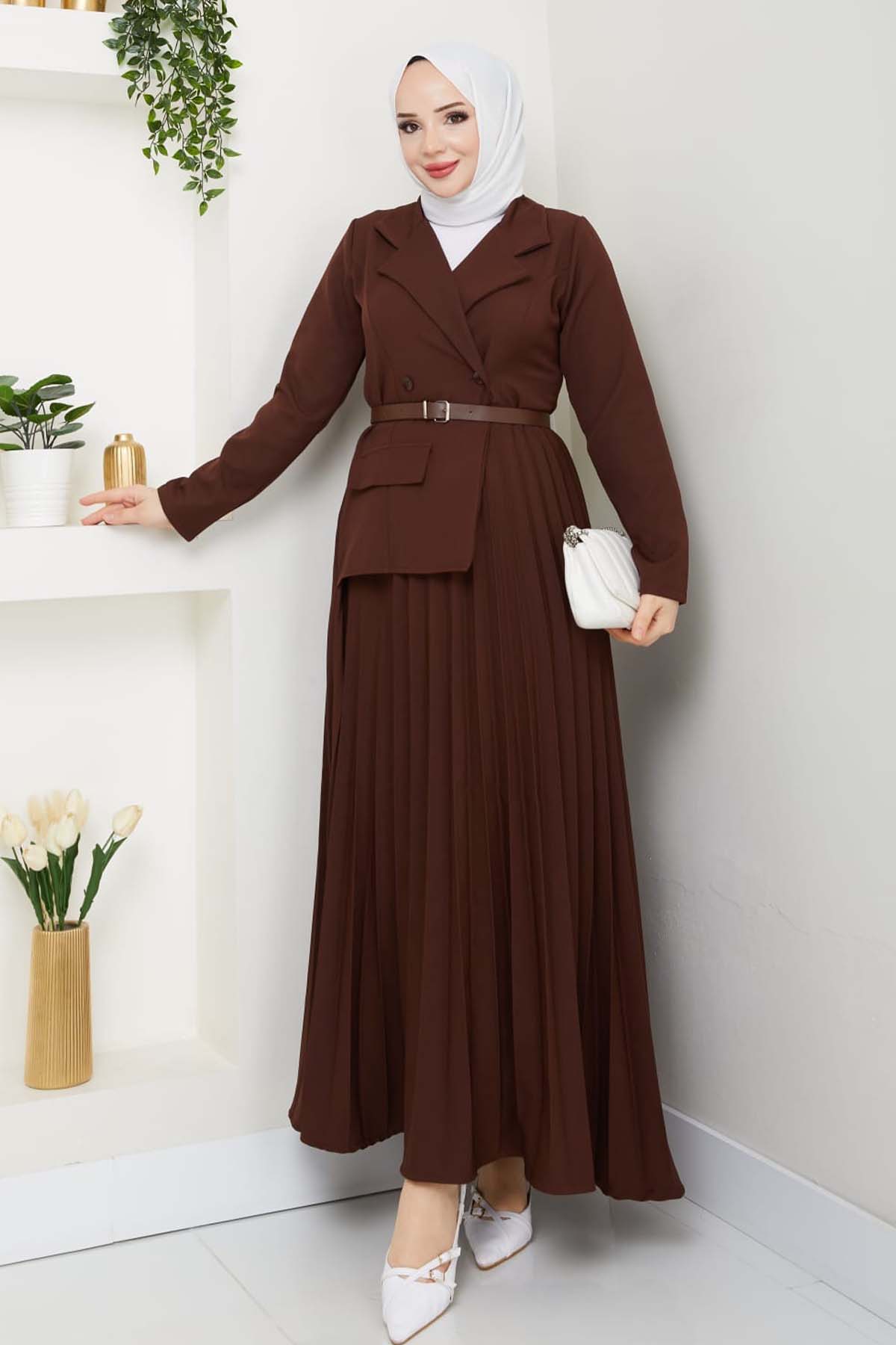 Kruvaze Yaka Piliseli Elbise