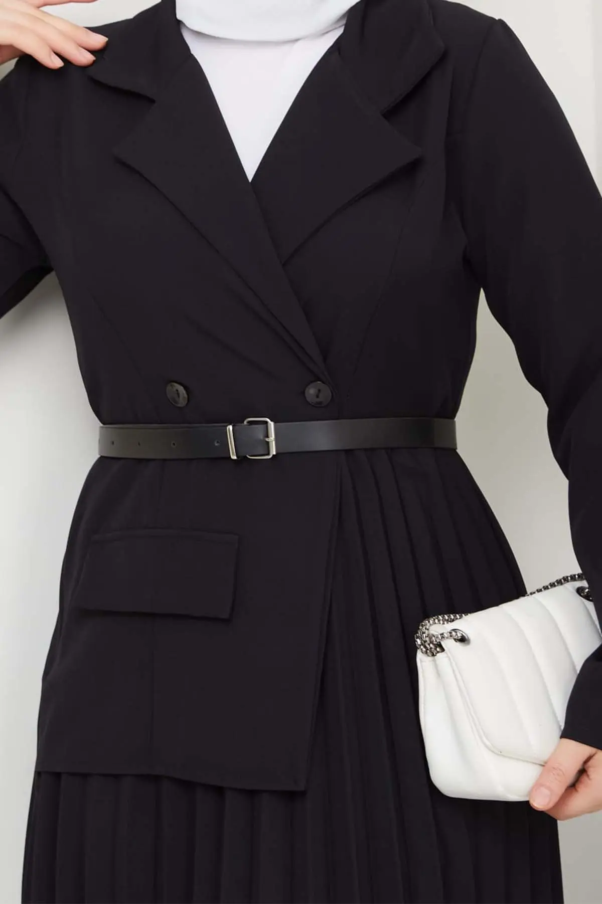 Kruvaze Yaka Piliseli Elbise-detail