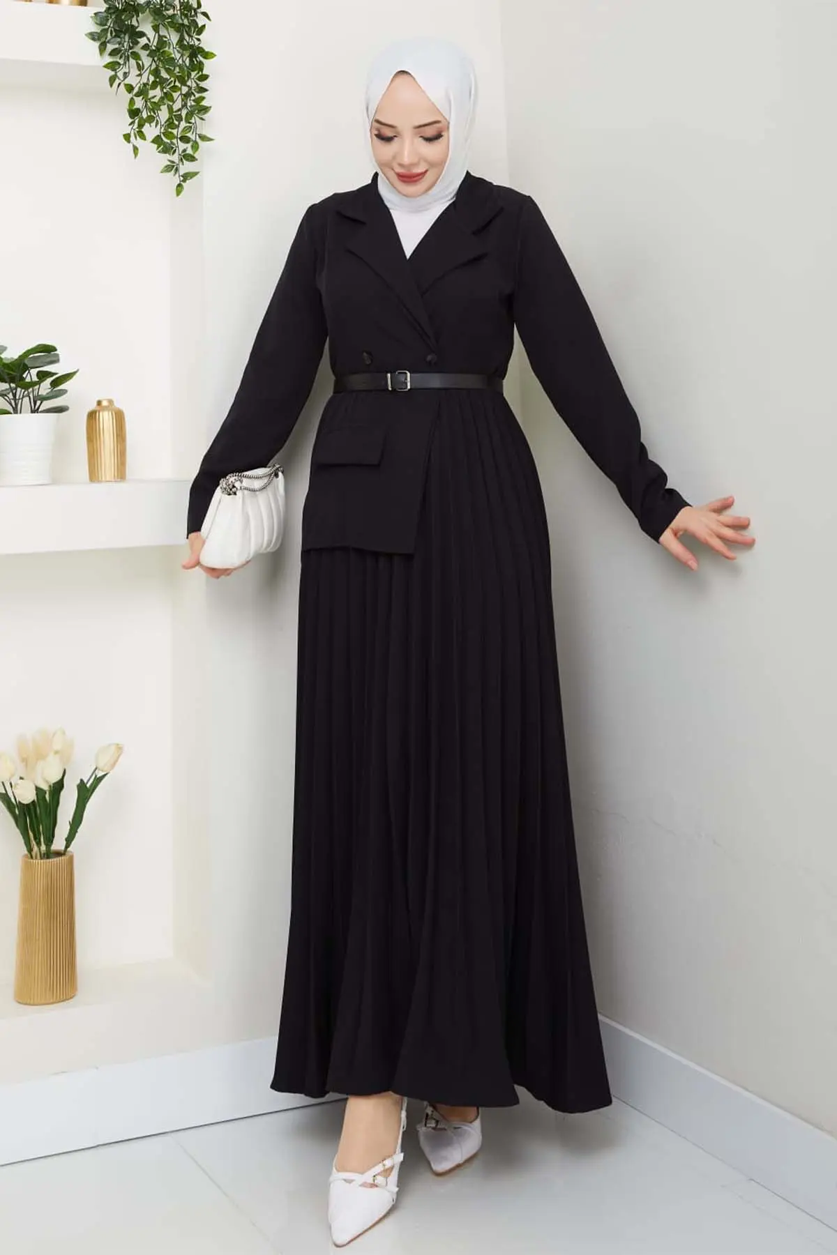 Kruvaze Yaka Piliseli Elbise-detail