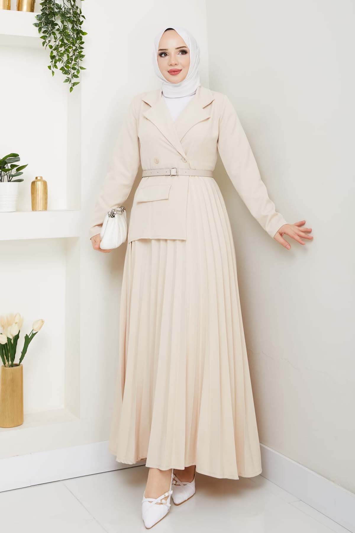 Double-breasted Pleated Dress