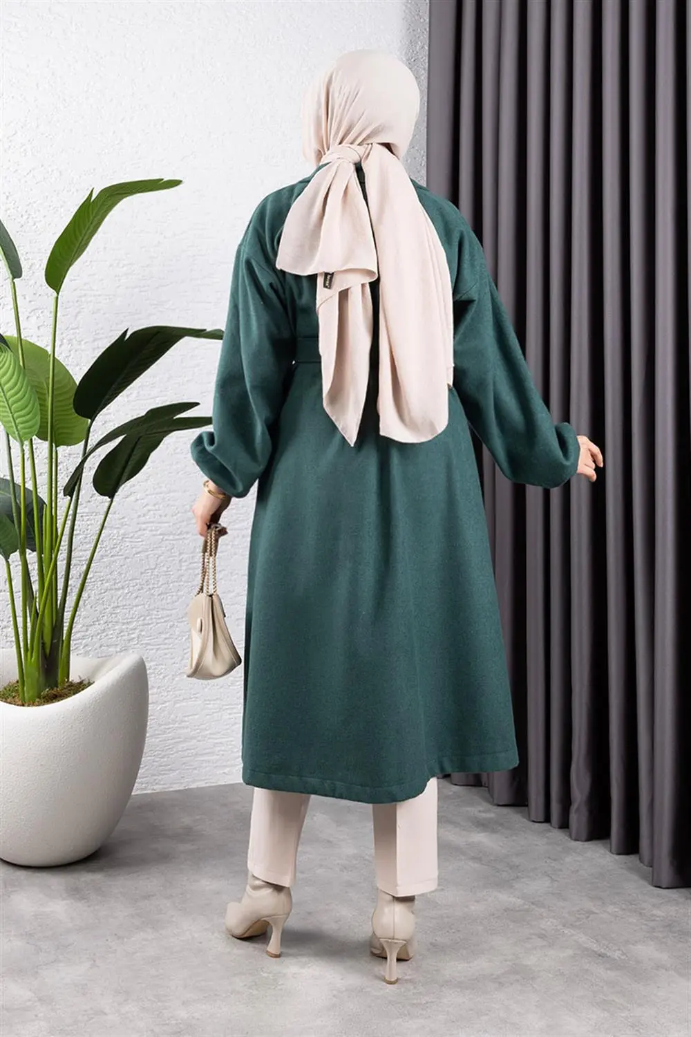 Double Breasted Collared Coat-detail