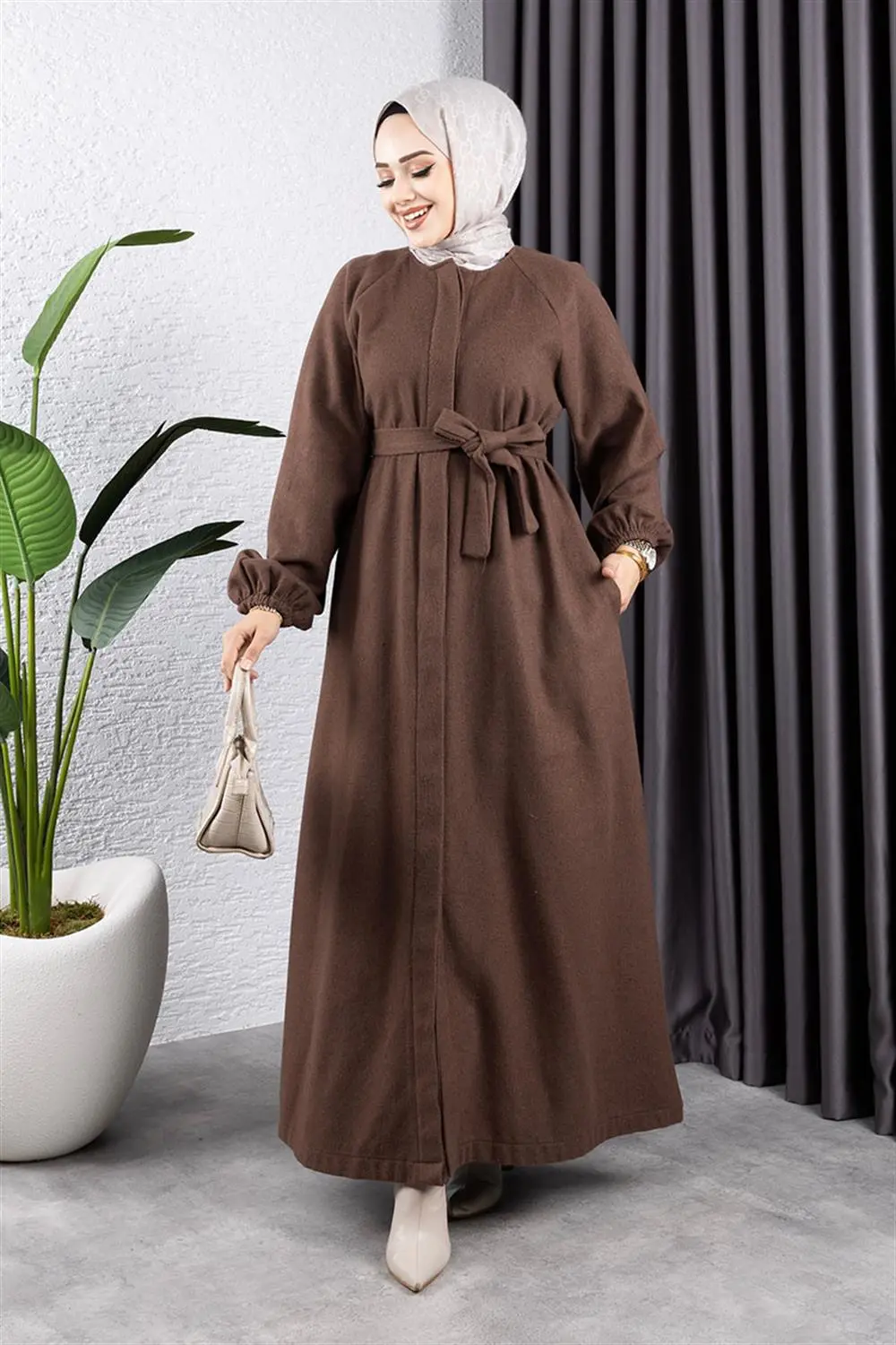 Fur Detailed Stash Coat-detail