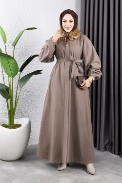 Kürk Detaylı Kaşe Manto