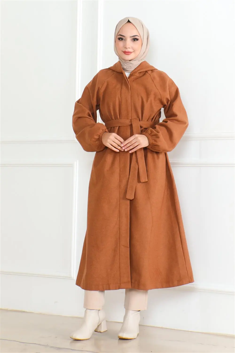 Belted Hijab Coat-detail