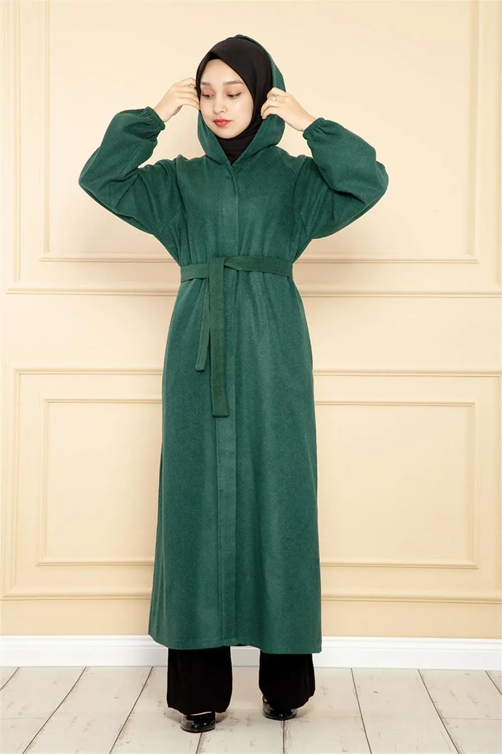 Belted Hijab Coat-detail