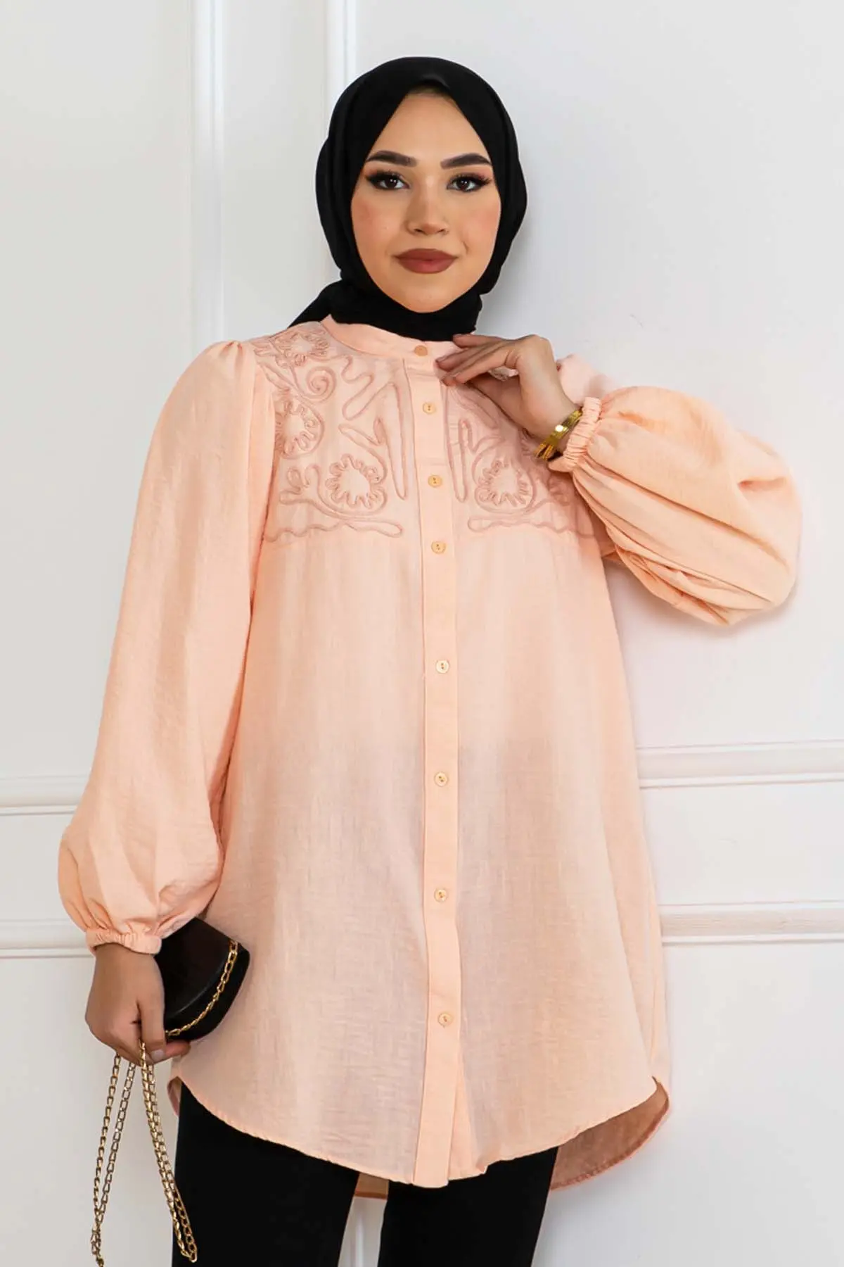 Embroidery Detailed Shirt-detail