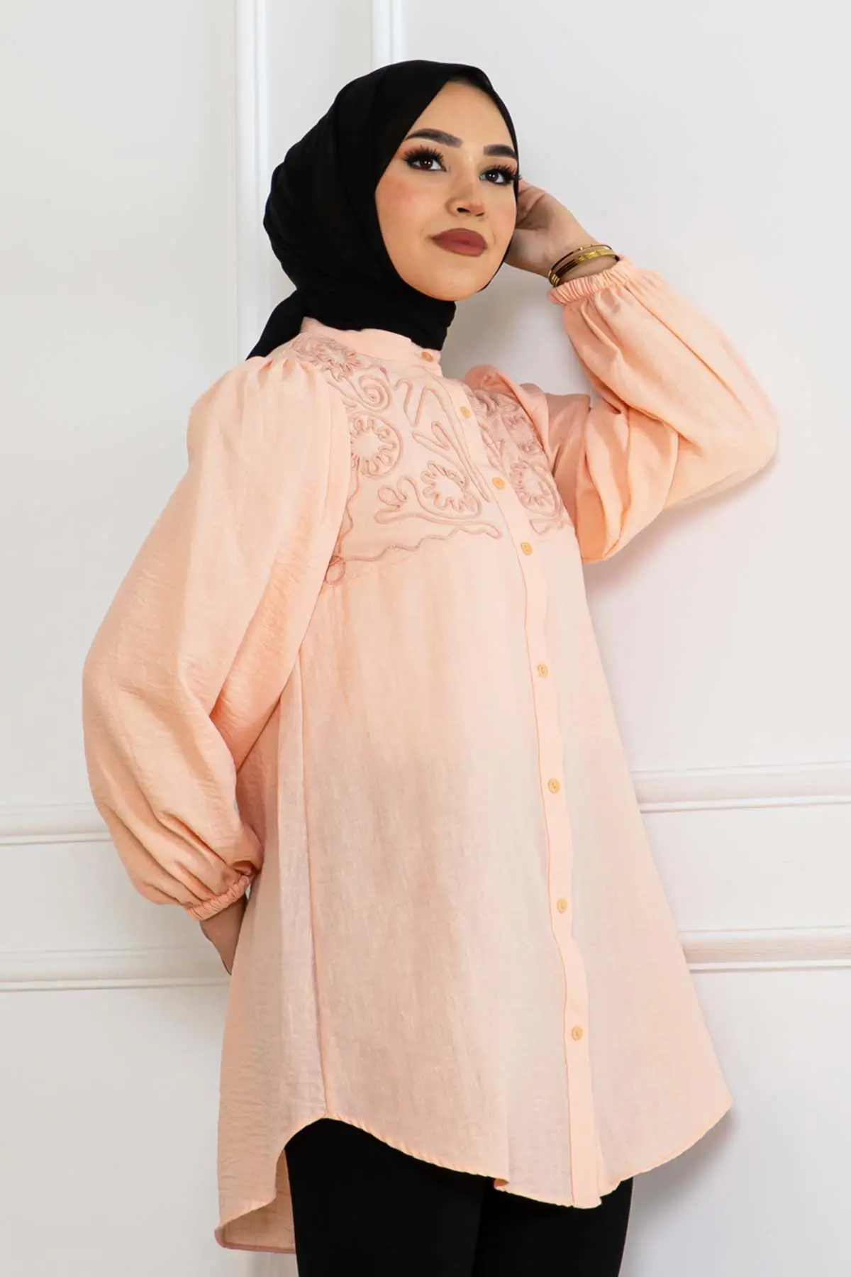 Embroidery Detailed Shirt-detail