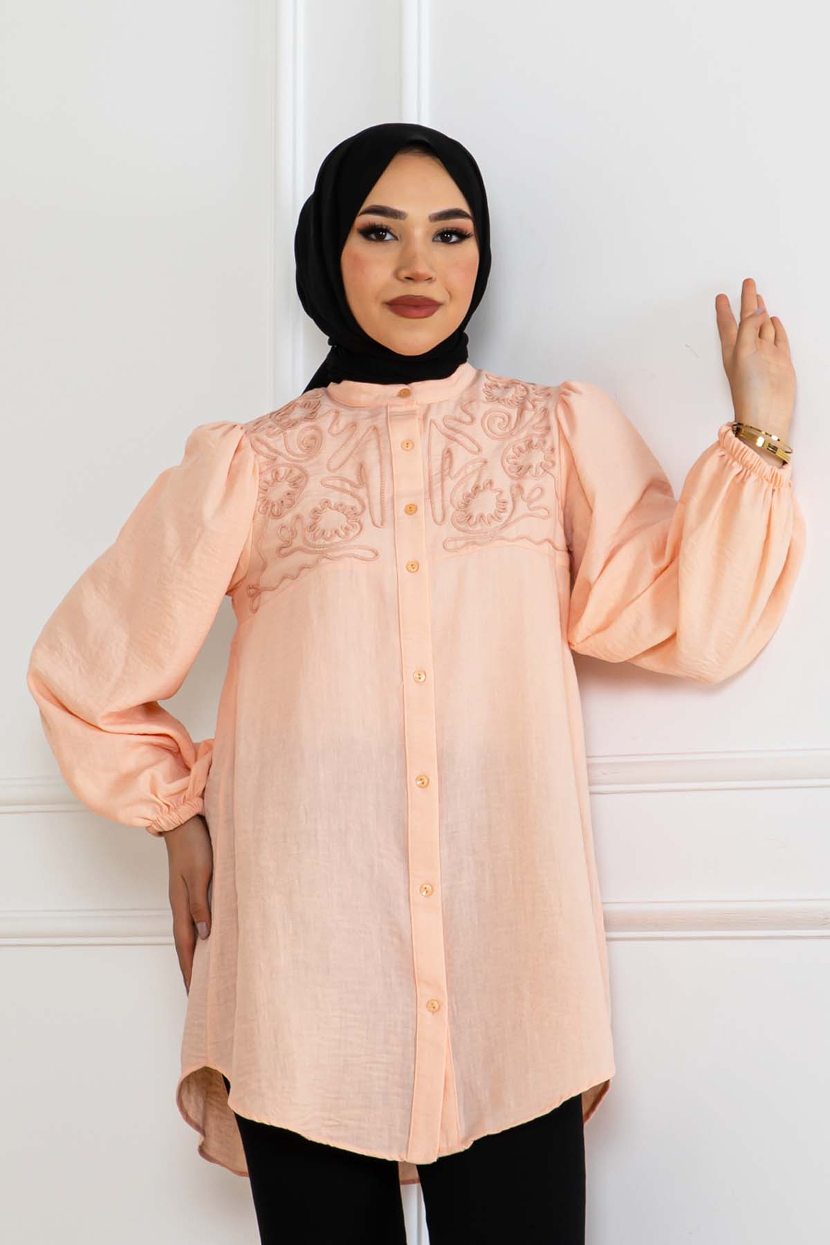 Embroidery Detailed Shirt