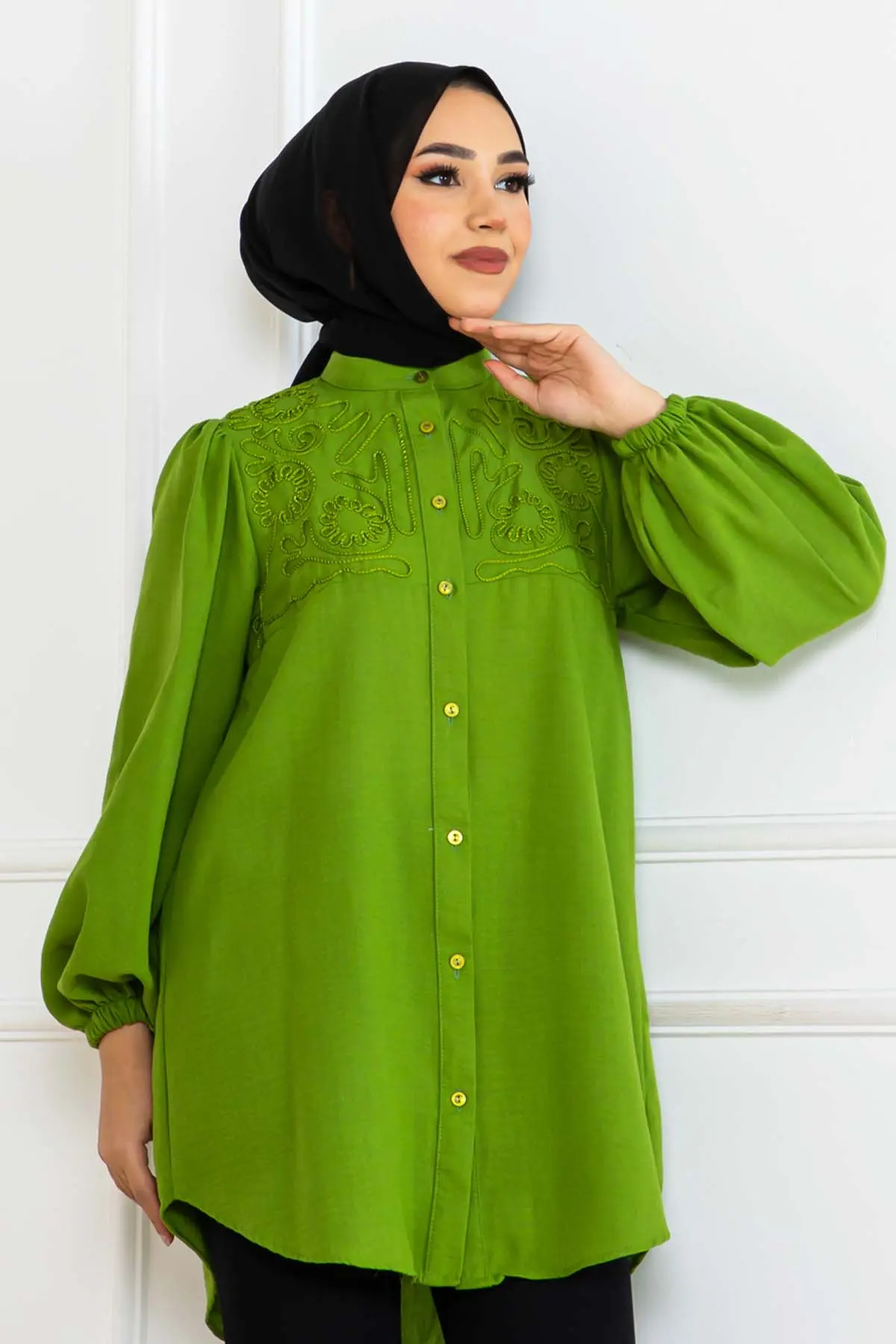 Embroidery Detailed Shirt-detail