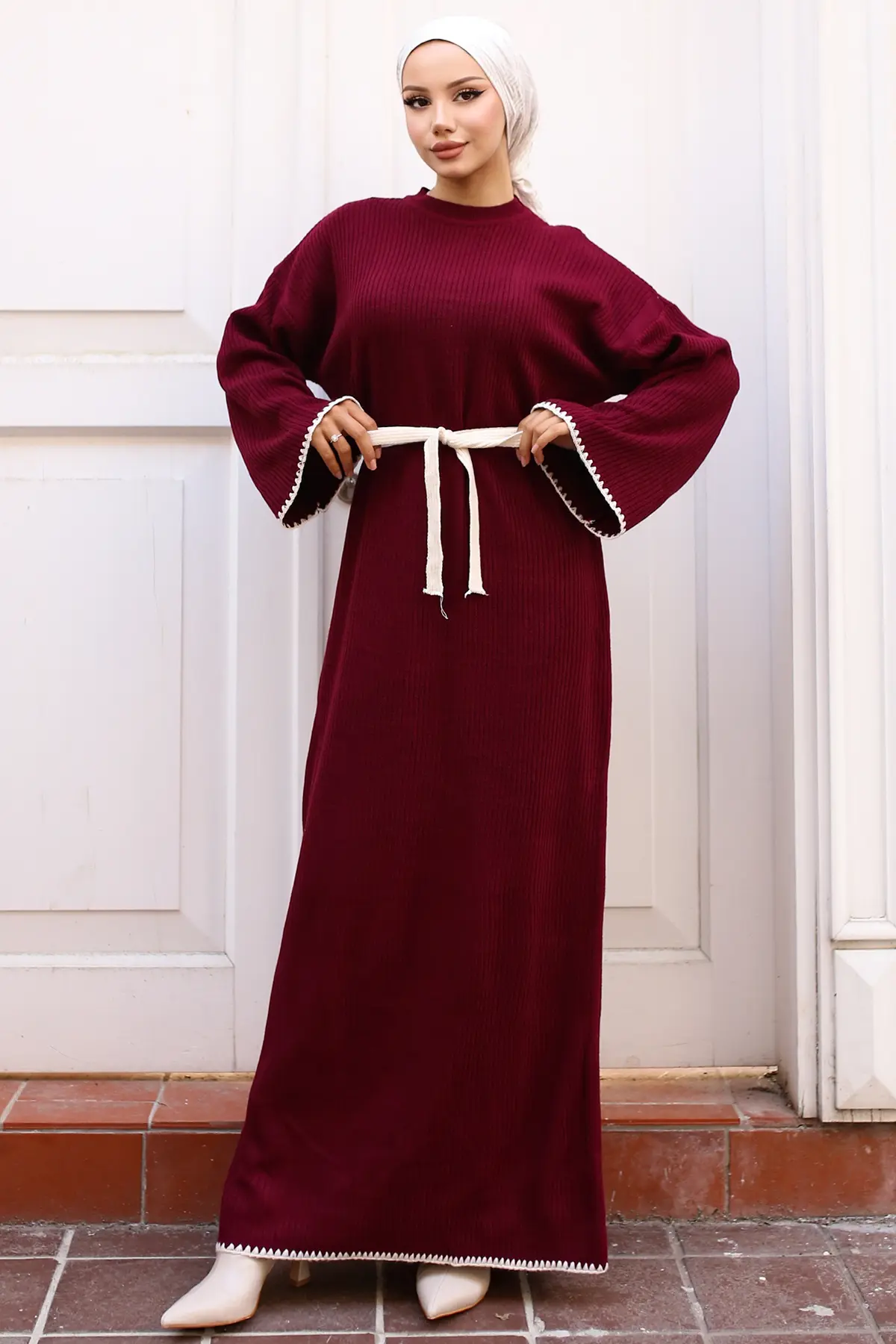 Nakış Detaylı Triko Elbise Yağ Yeşili