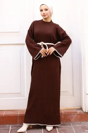 Nakış Detaylı Triko Elbise Yağ Yeşili