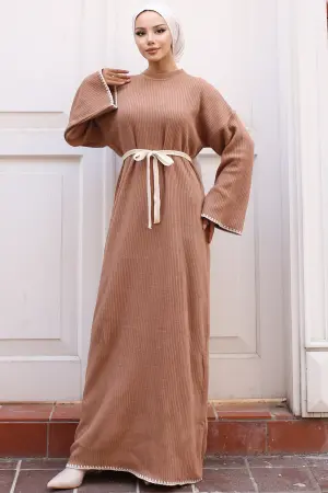 Nakış Detaylı Triko Elbise Yağ Yeşili