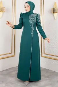 Omuzu Taşlı Krep Abiye Zümrüt Yeşili