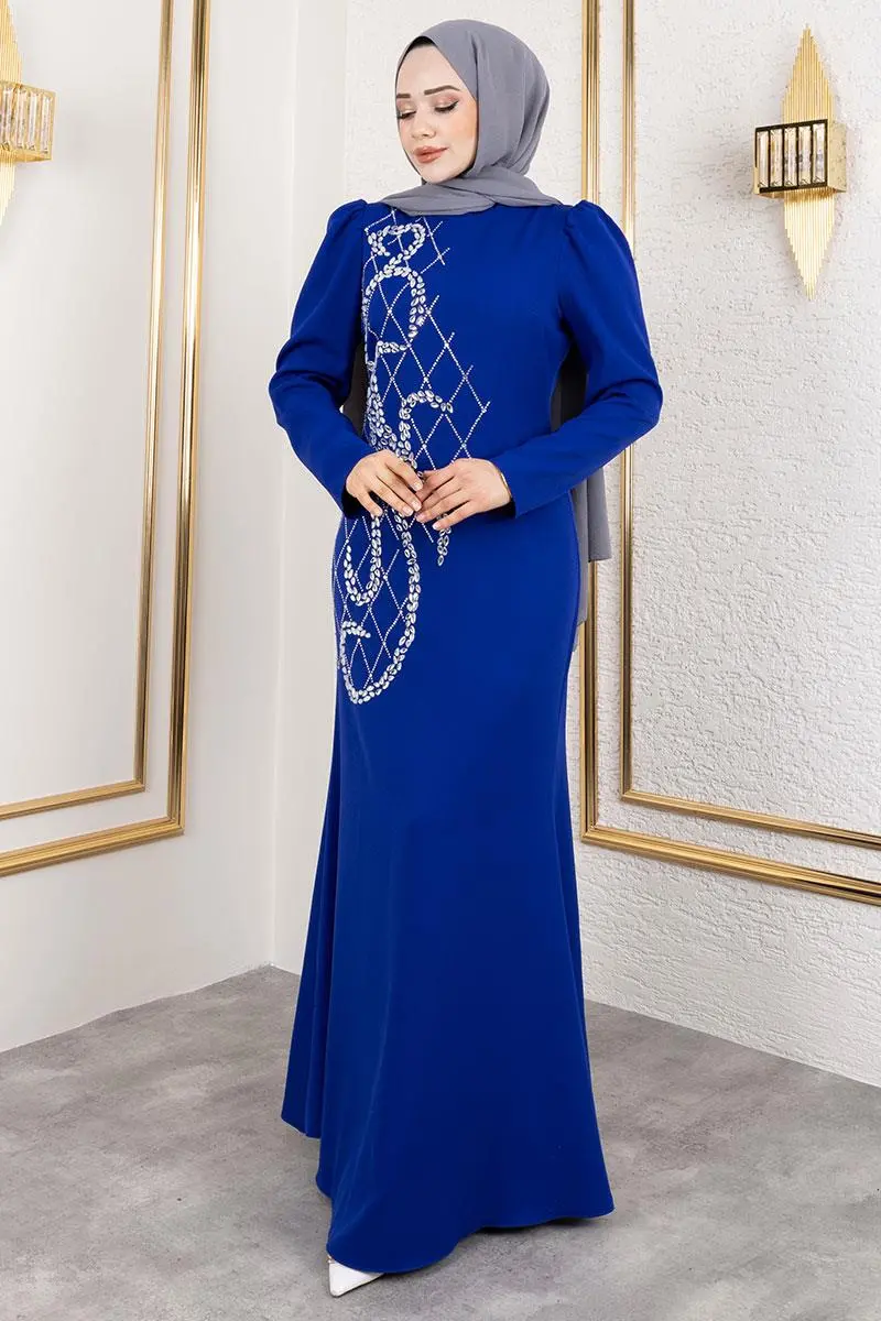 Crepe Evening Dress With Stone Embroidery On The Front-detail