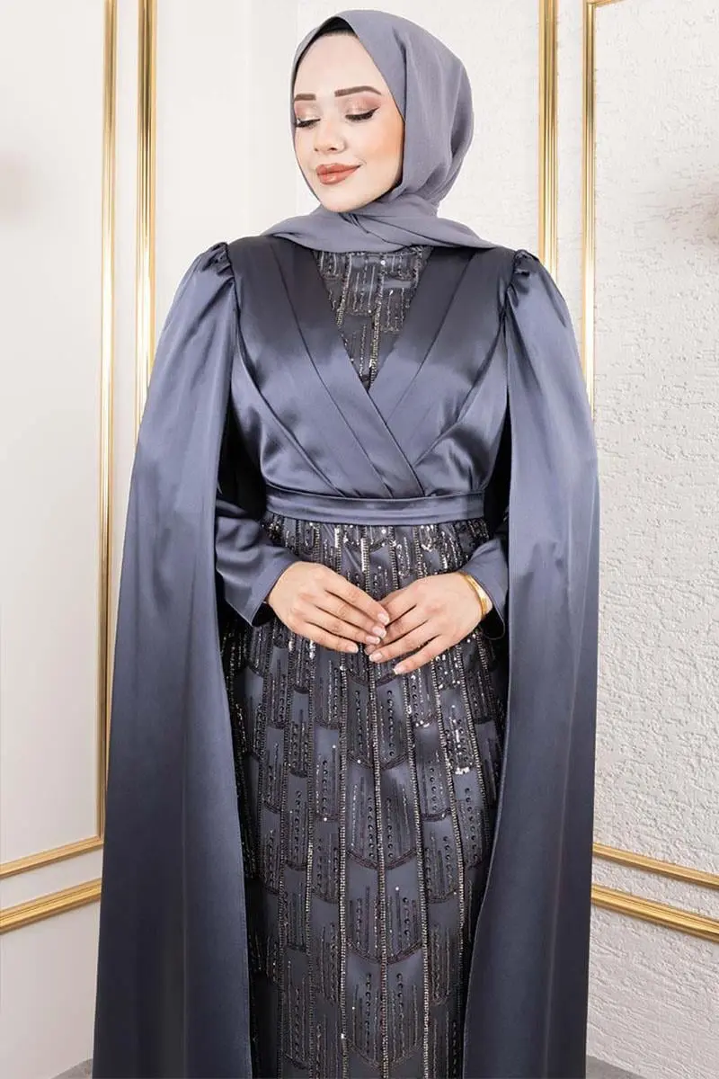 Satin Evening Dress With Drape Detail On The Front-detail