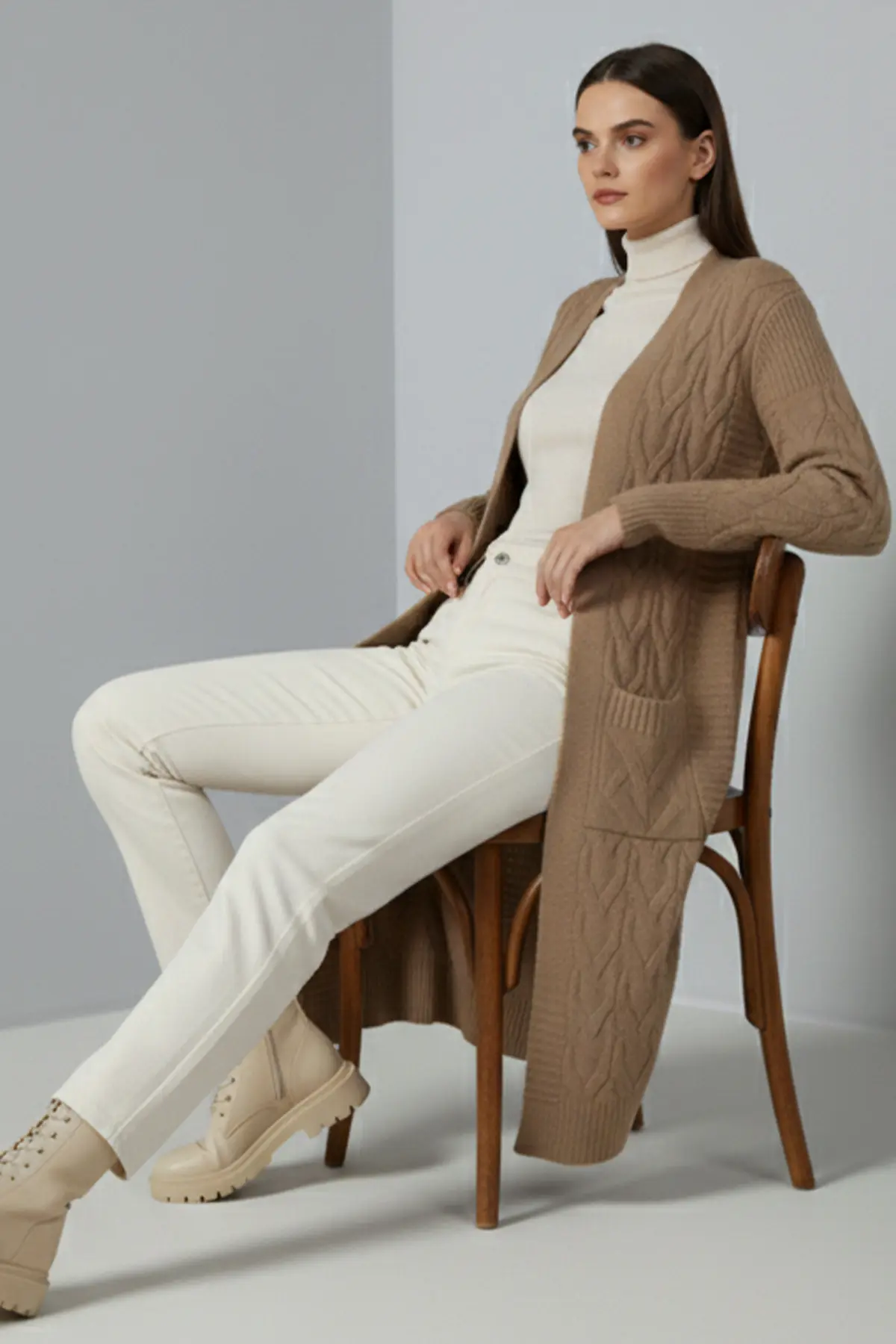 Örgü Desenli Uzun Triko Hırka