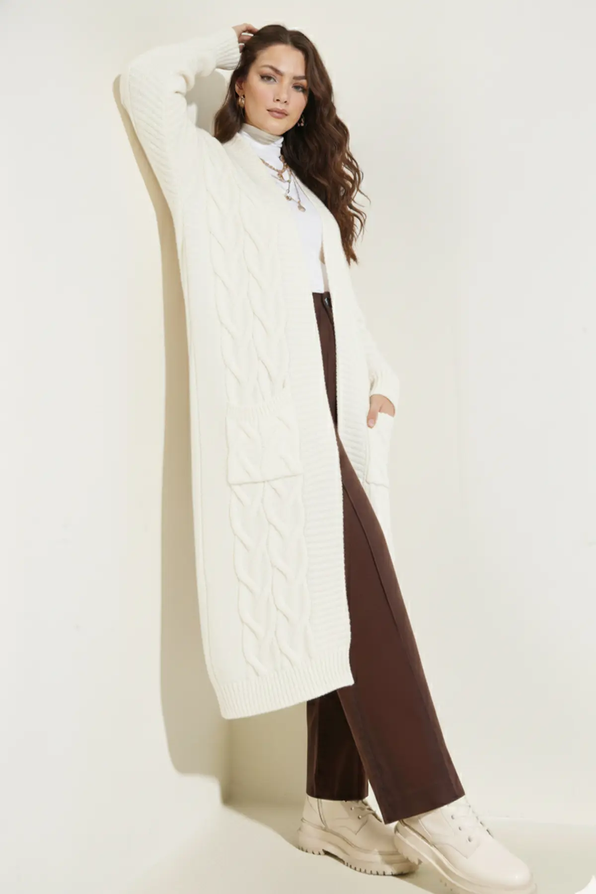 Örgü Desenli Uzun Triko Hırka-detail