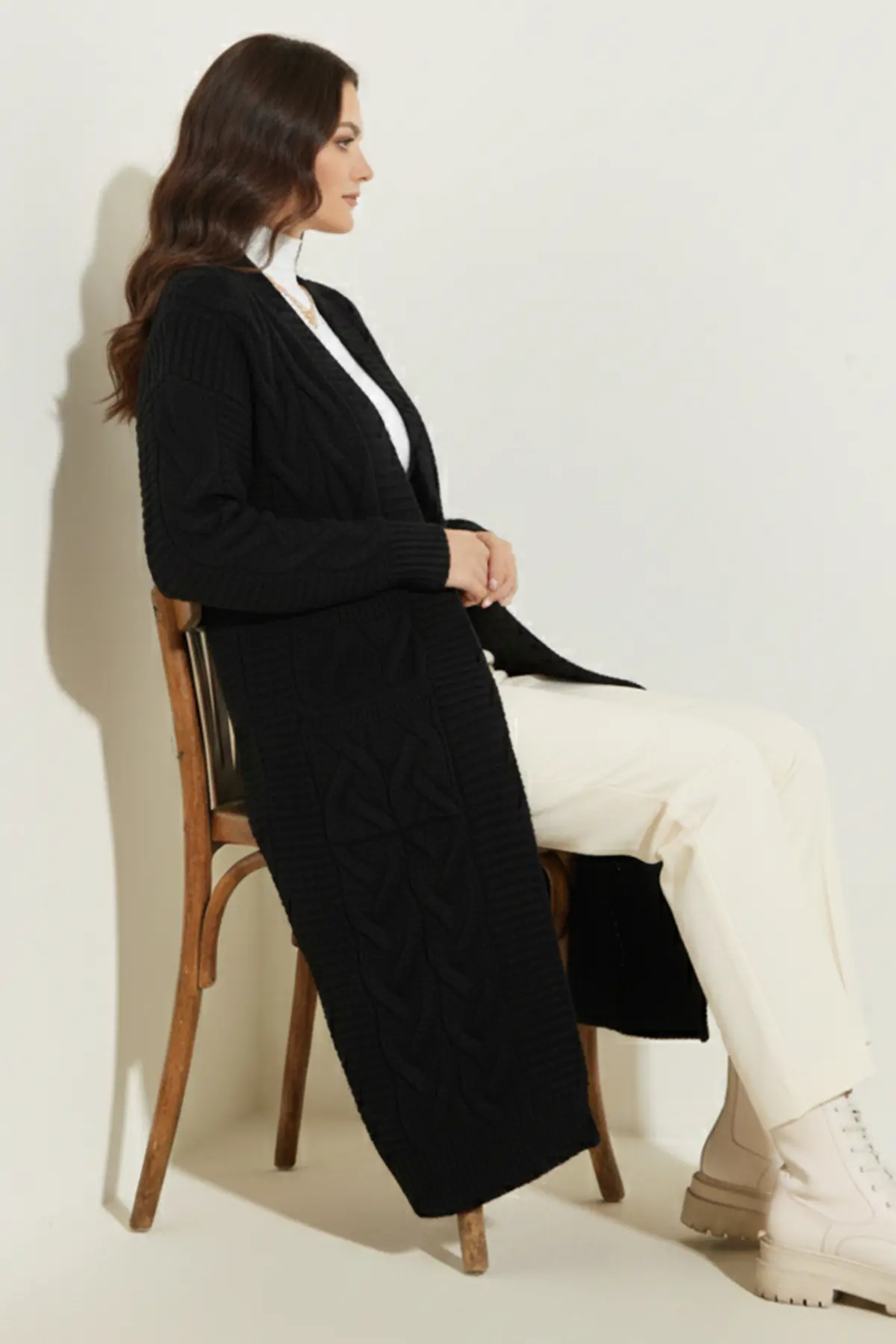 Örgü Desenli Uzun Triko Hırka-detail