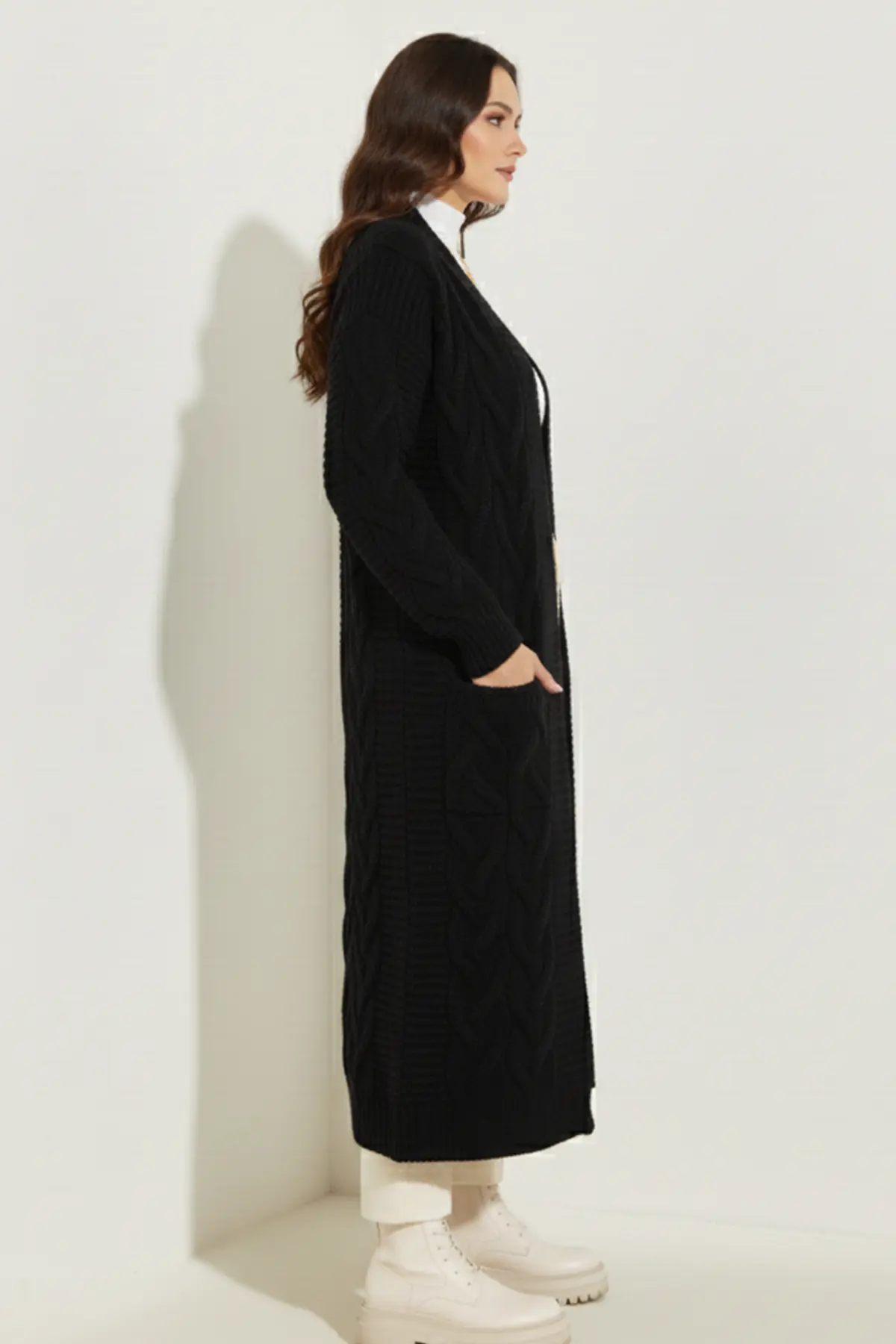 Örgü Desenli Uzun Triko Hırka-detail