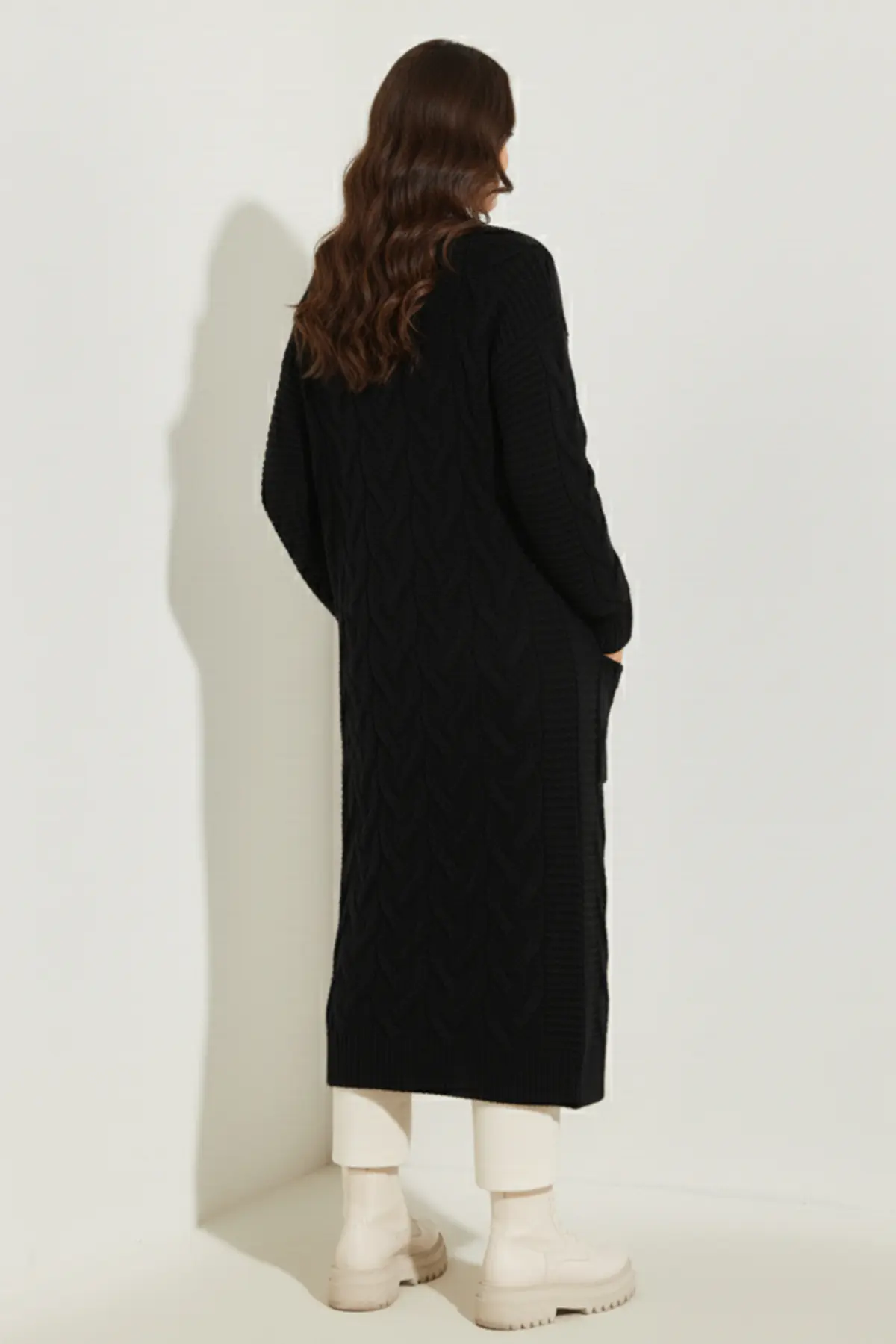 Örgü Desenli Uzun Triko Hırka-detail