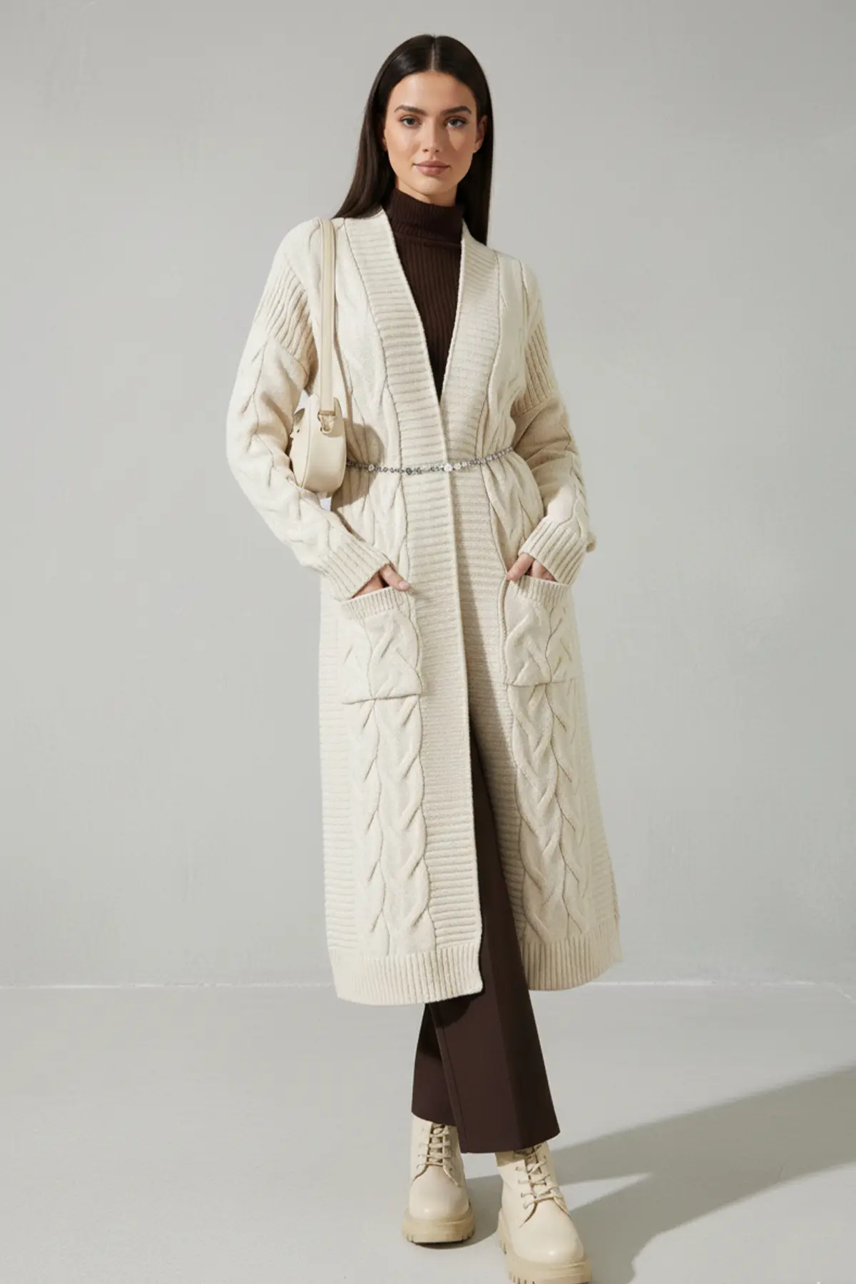 Örgü Desenli Uzun Triko Hırka-detail