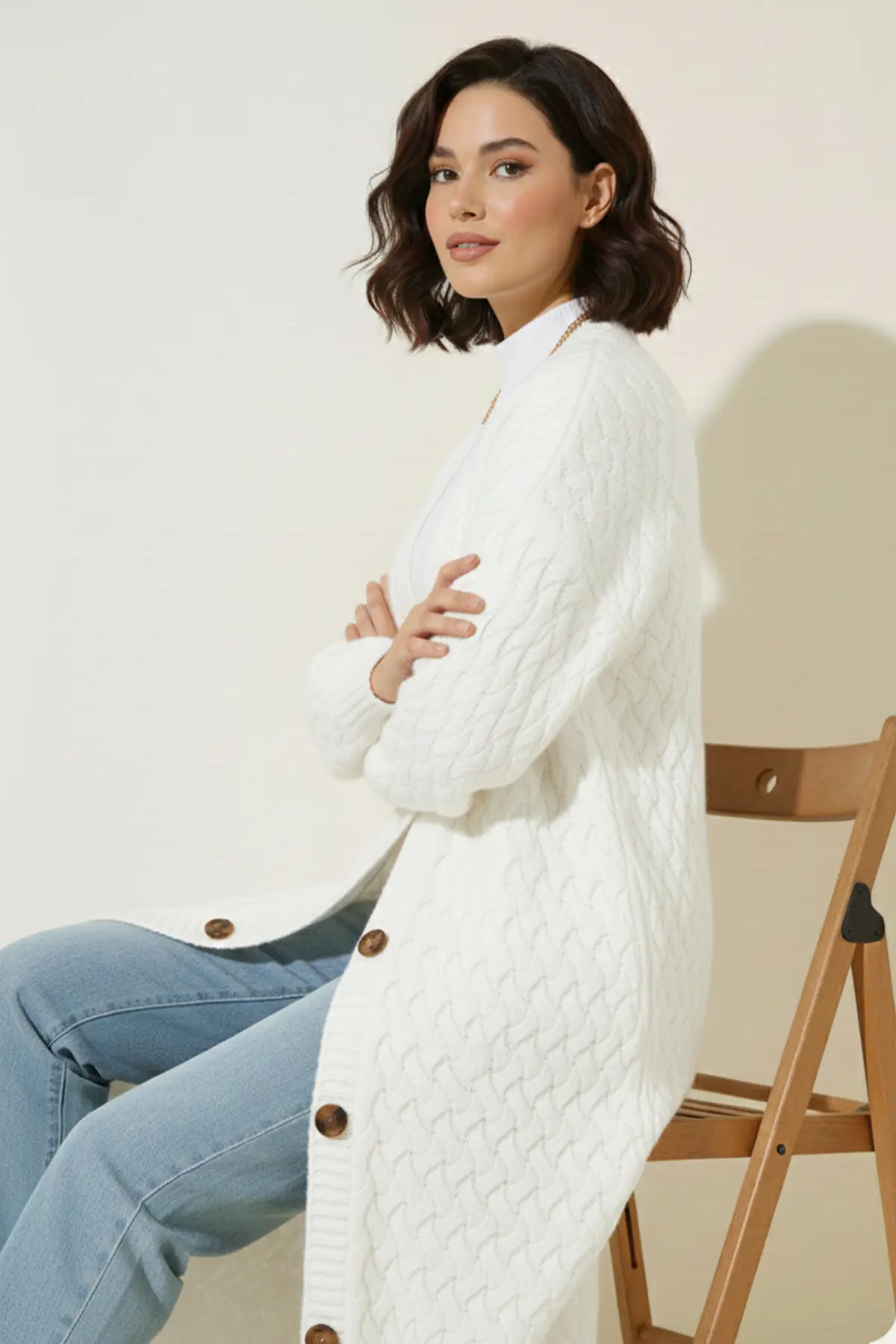 Long Knitted Cardigan With Knitted Pattern-detail