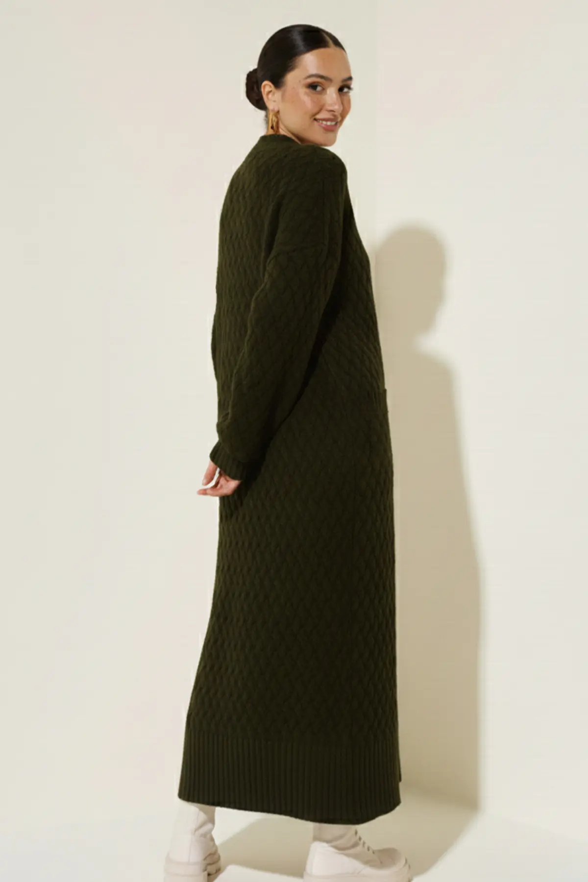 Örgü Desenli Uzun Triko Hırka-detail