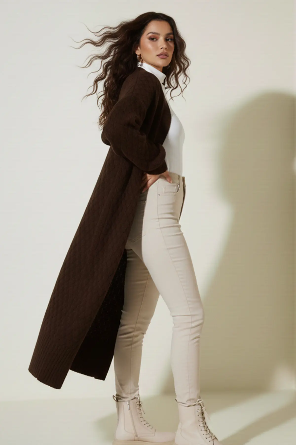 Örgü Desenli Uzun Triko Hırka-detail