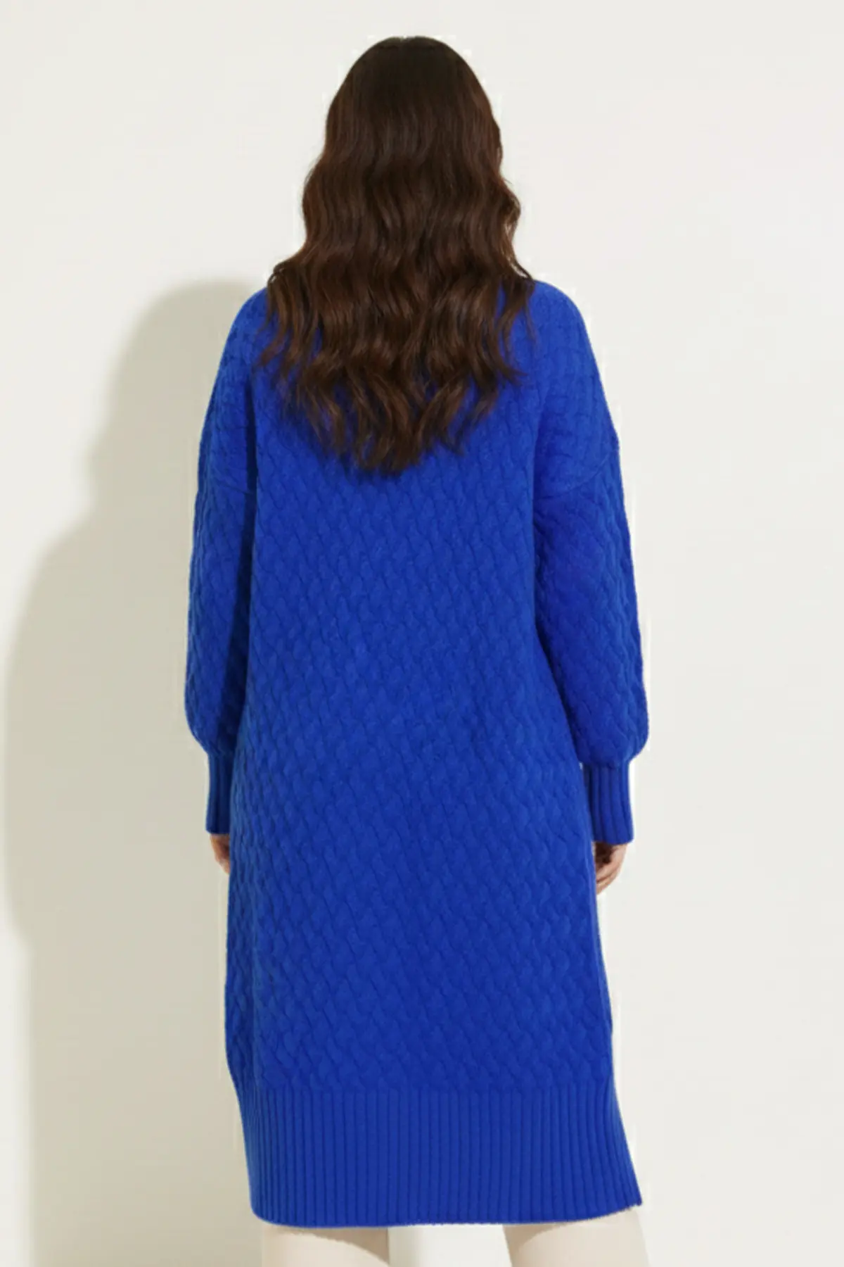 Örgü Desenli Uzun Triko Hırka-detail