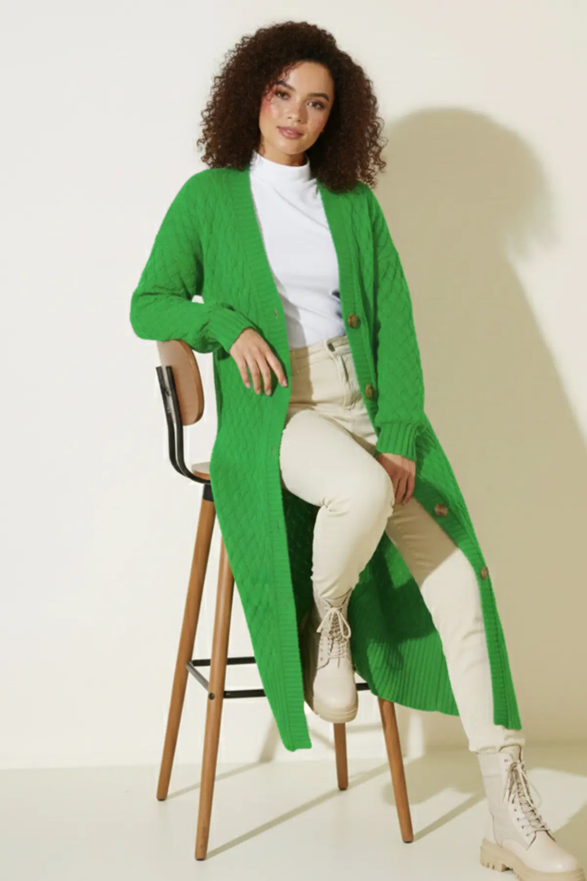 Örgü Desenli Uzun Triko Hırka-detail