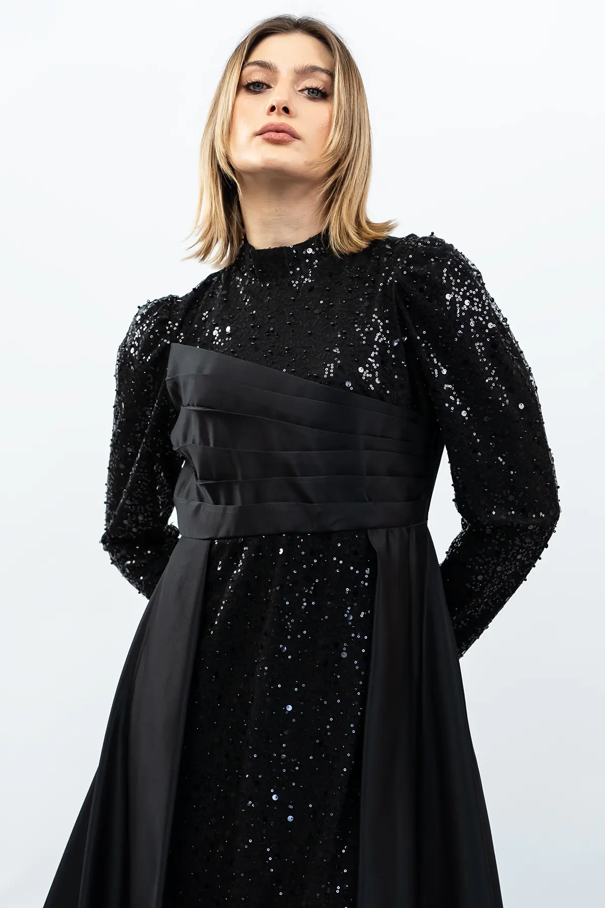 Payetli Drapeli Saten Abiye Elbise Siyah-detail