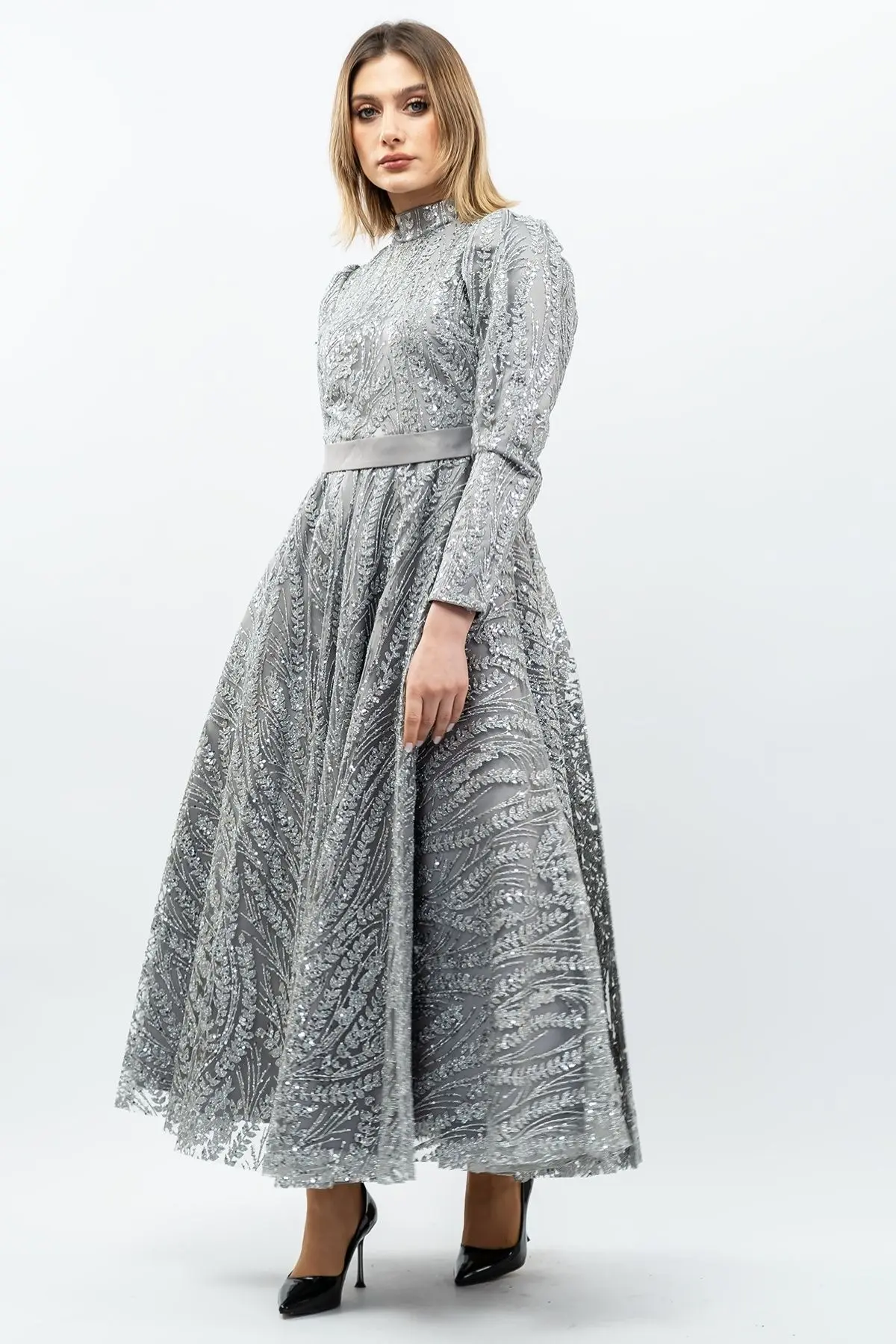 Sequined Princess Model Evening Dress Grey-detail