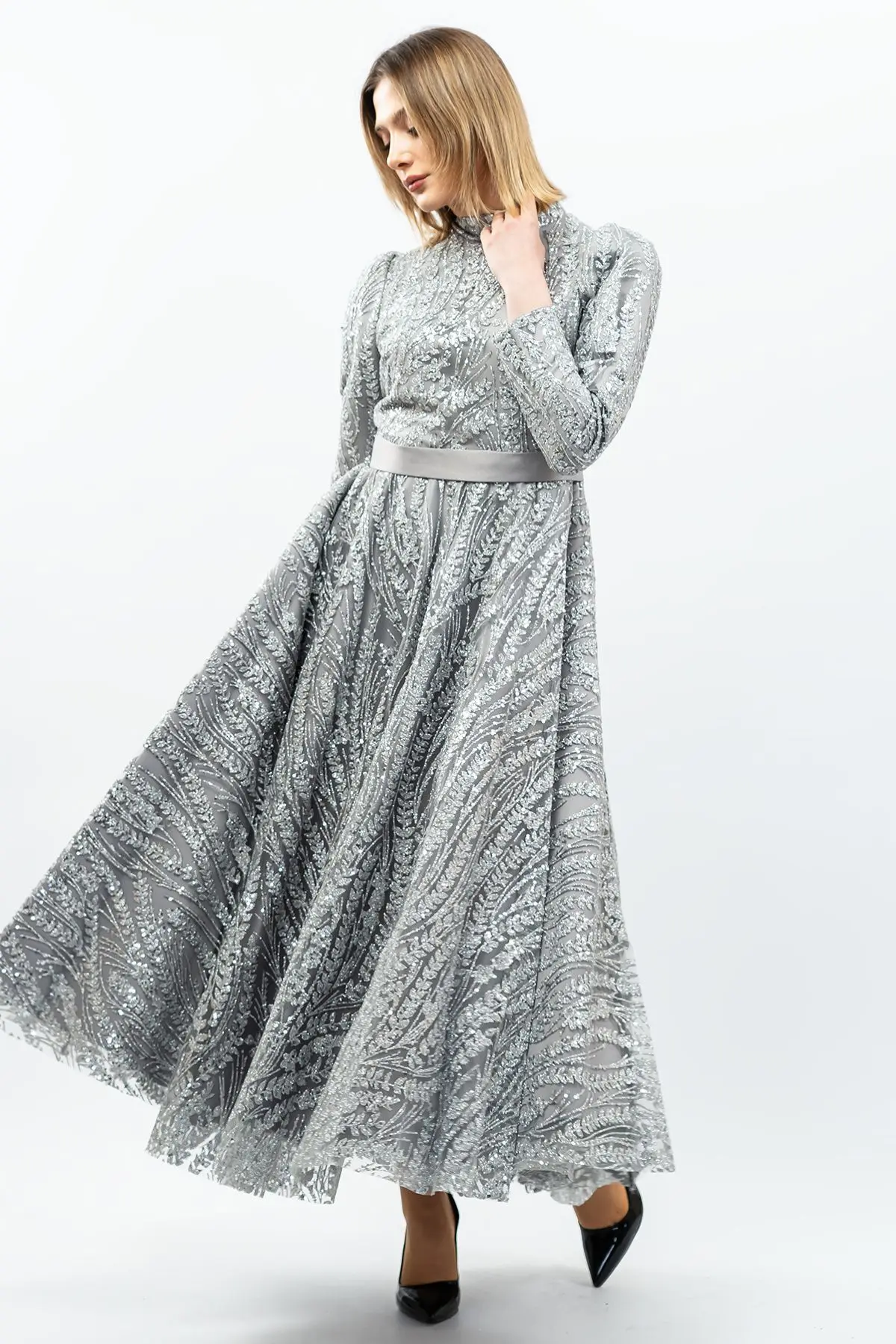 Sequined Princess Model Evening Dress Grey-detail