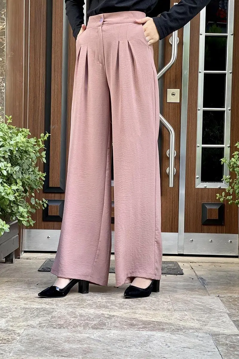 Pleated Aerobin Wide Leg Trousers