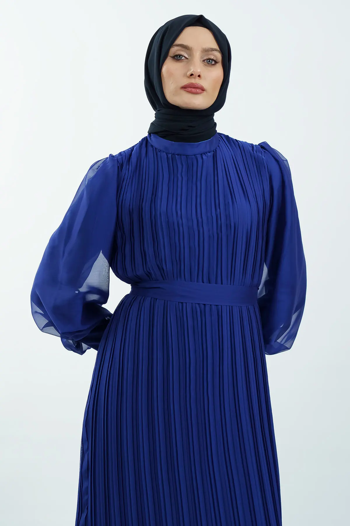 Pileli Kemerli Tesettür Elbise-detail