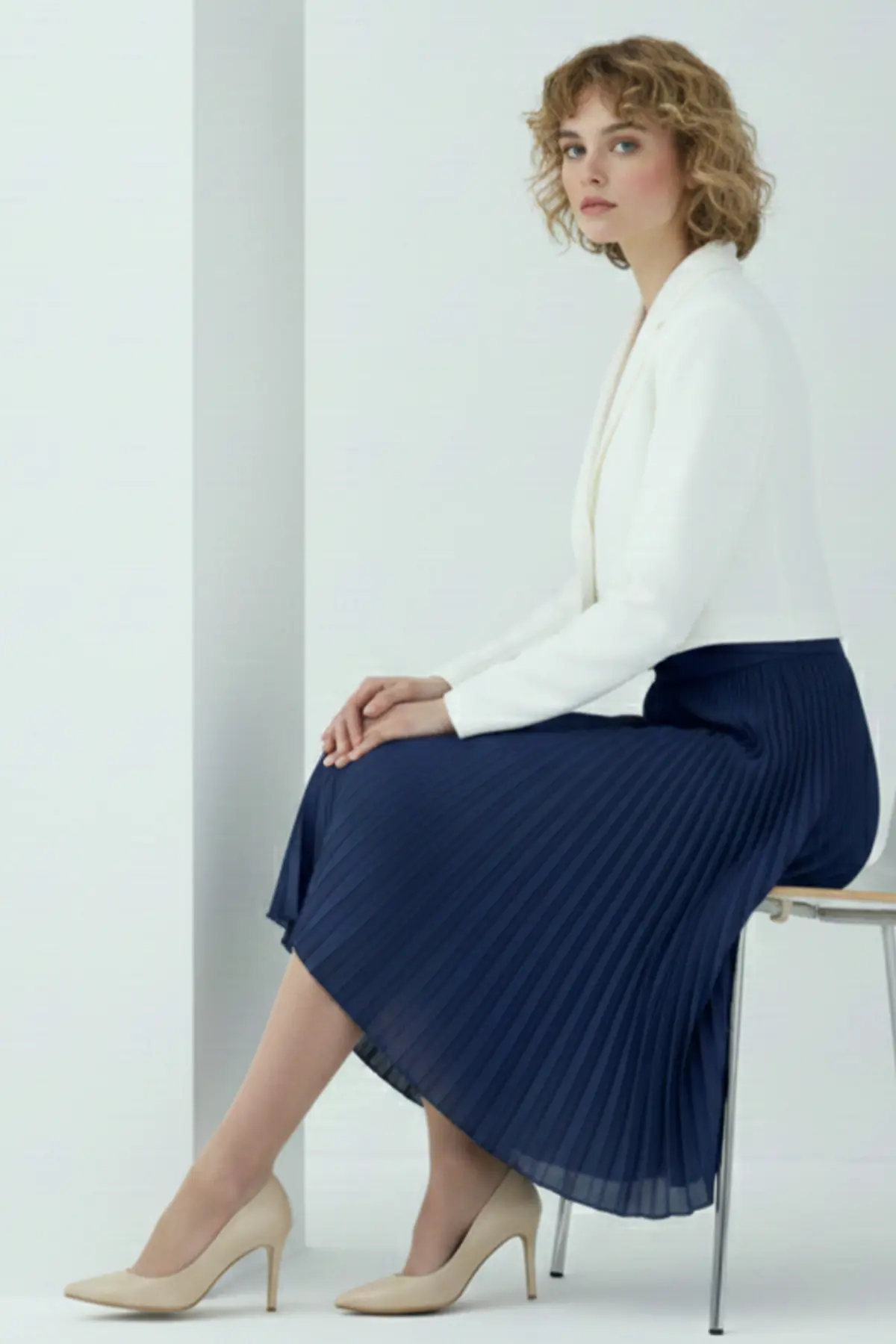 Pleated Skirt-detail