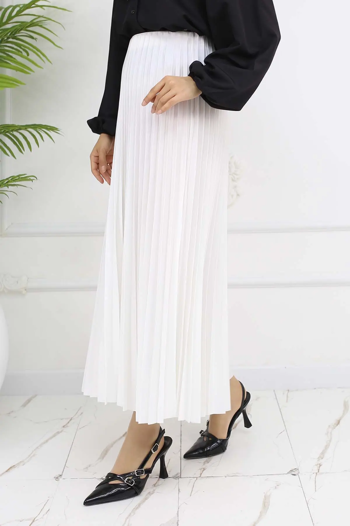 Pleated Skirt-detail