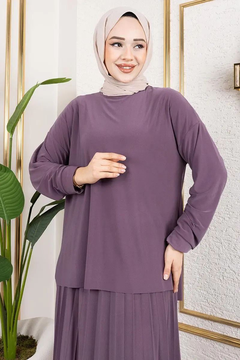 Sandy Suit With Pleated Skirt-detail