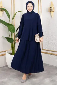 Sandy Suit With Pleated Skirt